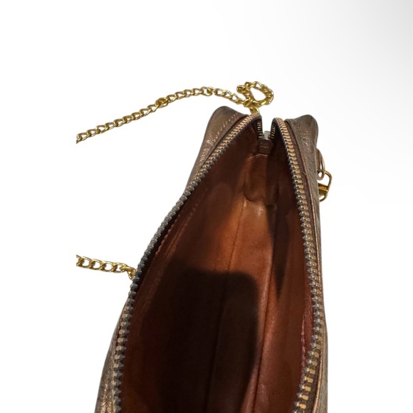 ❌-SOLD IN STORE ❌-Louis Vuitton Pochette Custom Painted Crossbody/Clutch - Picture 9 of 13